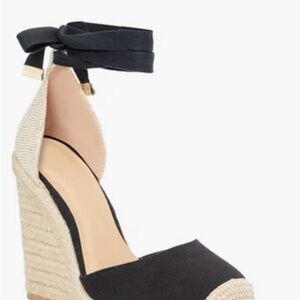 Janela Espadrille Wedge
 size 9